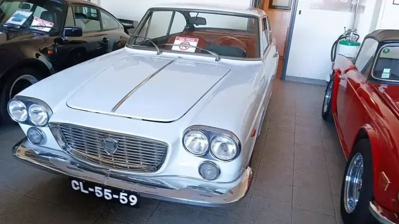 Branco Usado 1963 Lancia Flavia Cabrios | € 36.500 - Imagem 1/2