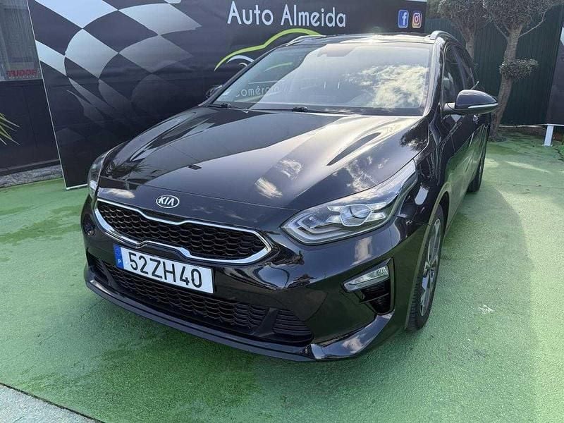 Preto Usado 2019 Kia Ceed Sportswagon Carrinha | € 16.950 (Preço justo) - Imagem 1/4