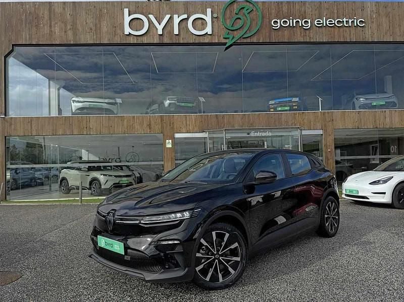 Preto Usado 2022 Renault Mégane IV Evolution | € 25.900 (Preço justo) - Imagem 1/4