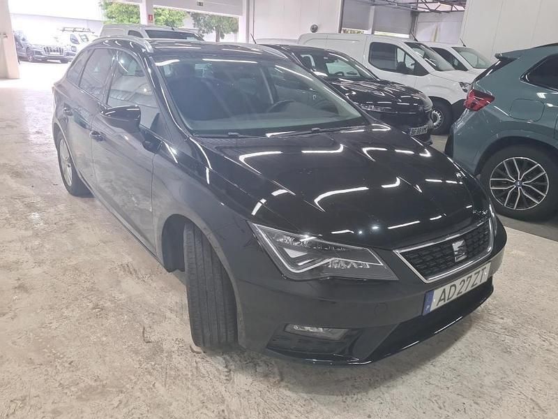 Usado Seat Leon ST 115 HP (84 kW) 2020 Preto Carrinha