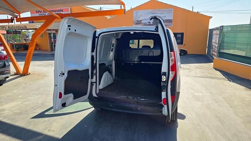 Branco Usado 2019 Renault Kangoo Business Monovolume | € 8.950 (Bom preço) - Imagem 1/1
