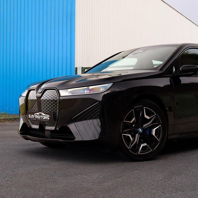 Preto Usado 2022 BMW iX SUV | € 64.900 (Preço elevado) - Imagem 1/4
