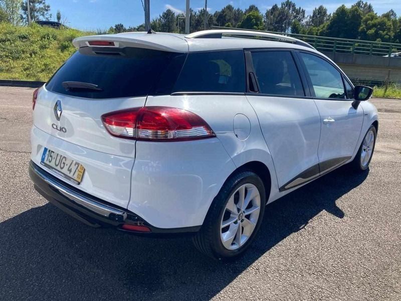 Usado Renault Clio IV 90 HP (66 kW) 2018 Branco Carrinha