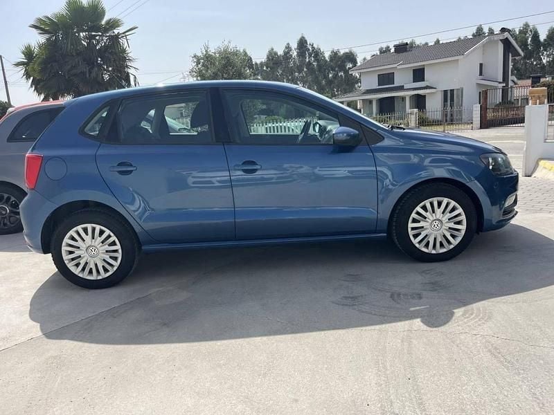 Usado VW Polo Trendline 75 HP (55 kW) 2017 Azul