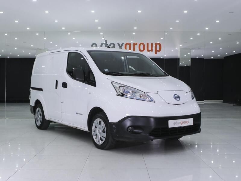 Branco Usado 2015 Nissan e-NV200 Van | € 9.990 - Imagem 1/4