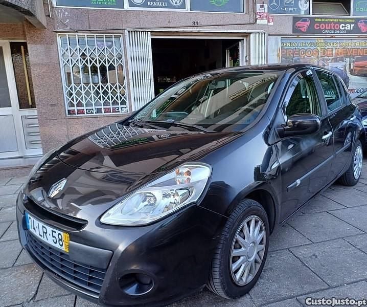 Preto Usado 2011 Renault Clio II | € 4.999 (Preço justo) - Imagem 1/1