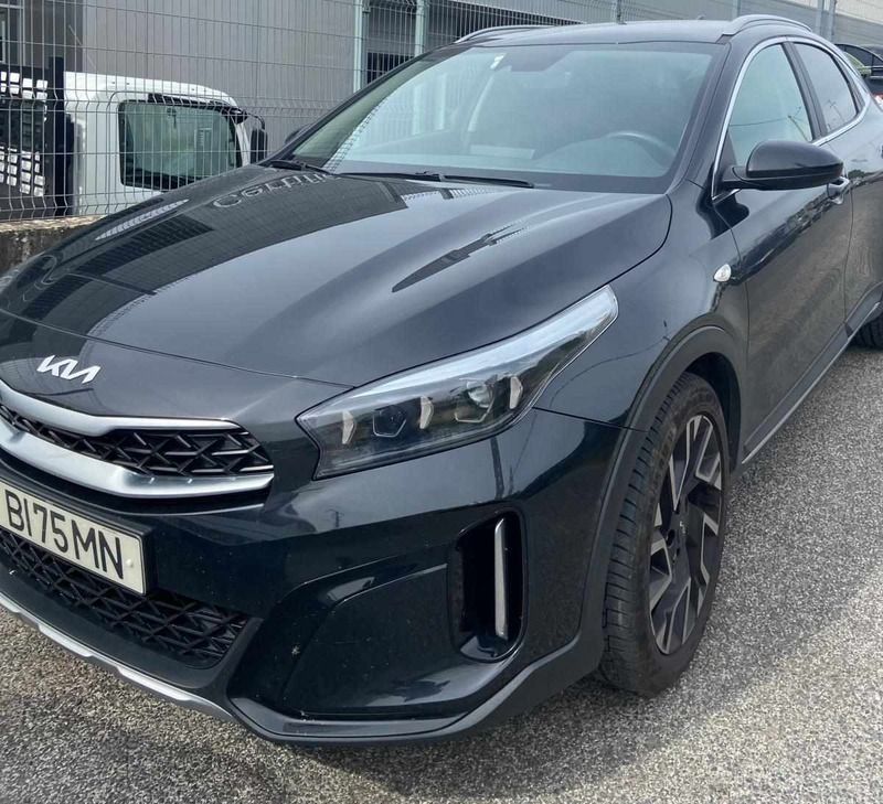 Preto Usado 2024 Kia XCeed SUV | € 21.000 (Preço justo) - Imagem 1/4