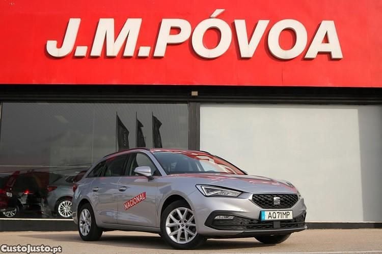 Usado Seat Leon ST Style 115 HP (84 kW) 2022 Cinza Carrinha