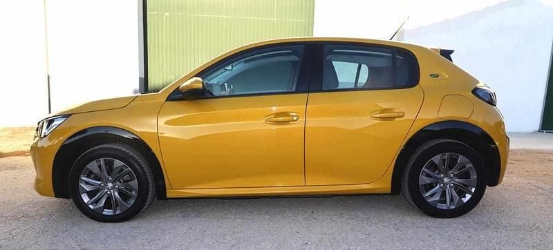 Outra Usado 2020 Peugeot e-208 Allure Citadino | € 17.500 (Preço justo) - Imagem 1/4