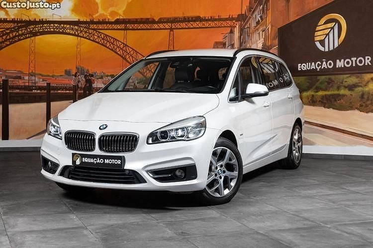 Branco Usado 2017 BMW 216 Gran Tourer Luxury Line Monovolume | € 14.900 (Preço justo) - Imagem 1/1