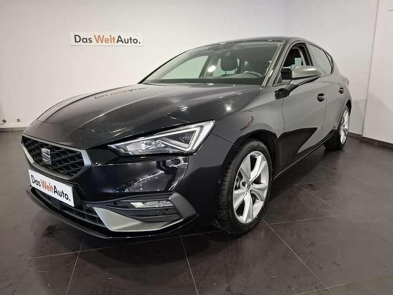 Preto Usado 2024 Seat Leon FR Sedan | € 21.690 (Preço justo) - Imagem 1/4