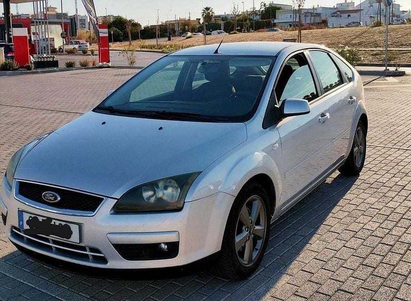 Usado 2006 Ford Focus Sedan | € 2.550 (Bom preço) - Imagem 1/4