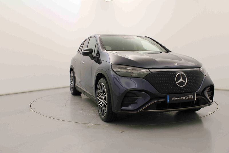 Azul Novo 2025 Mercedes EQE AMG 53 AMG SUV | € 80.990 - Imagem 1/4
