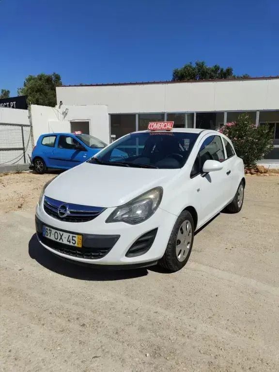 Branco Usado 2014 Opel Corsa Citadino | € 5.980 (Preço justo) - Imagem 1/4
