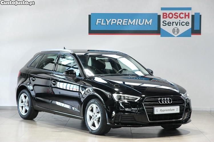 Preto Usado 2019 Audi A3 Sportback Citadino | € 18.990 (Preço justo) - Imagem 1/1