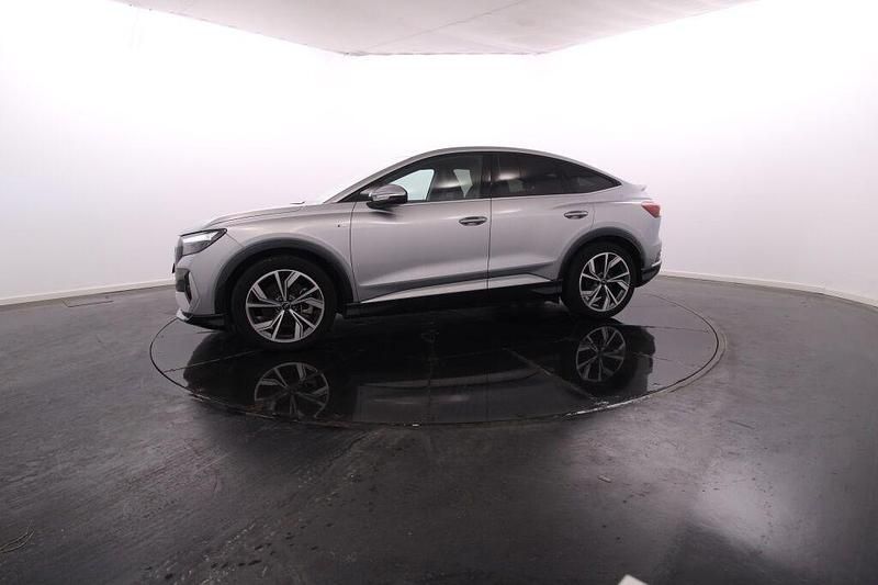 Cinza Usado 2024 Audi e-tron GT quattro S-line plus Sedan | € 49.950 - Imagem 1/4