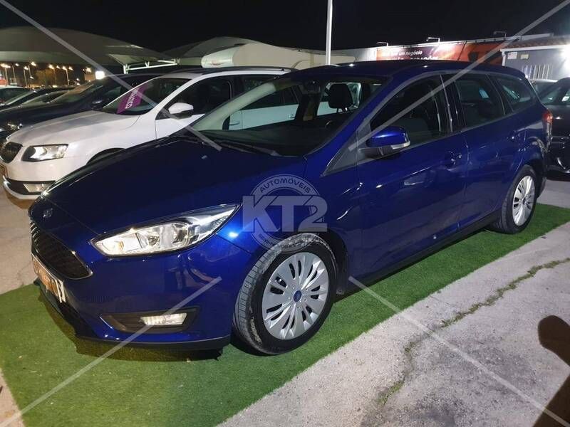 Azul Usado 2017 Ford Focus Trend+ Carrinha | € 11.950 (Preço justo) - Imagem 1/4