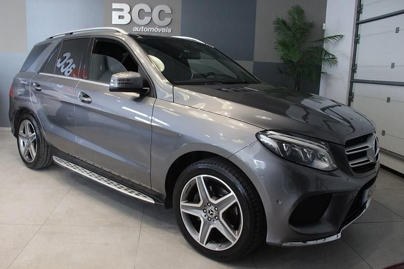 Usado Mercedes GLE250 204 HP (150 kW) 2018 Cinza SUV