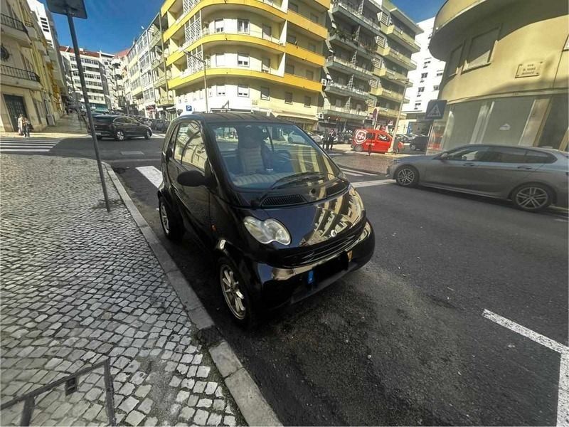 Outra Usado 2002 Smart ForTwo Coupé Coupé | € 3.500 - Imagem 1/4