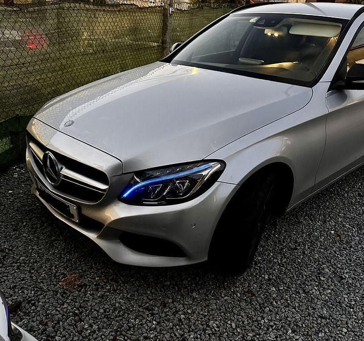 Usado 2015 Mercedes C200 Sedan | € 11.800 (Bom preço) - Imagem 1/4