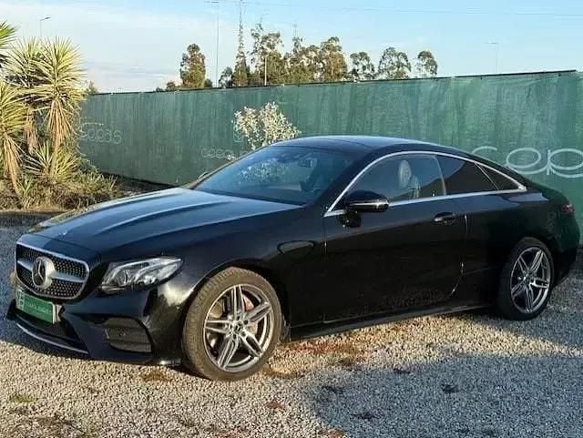 Usado Mercedes E220 AMG line 194 HP (142 kW) 2017 Preto Coupé