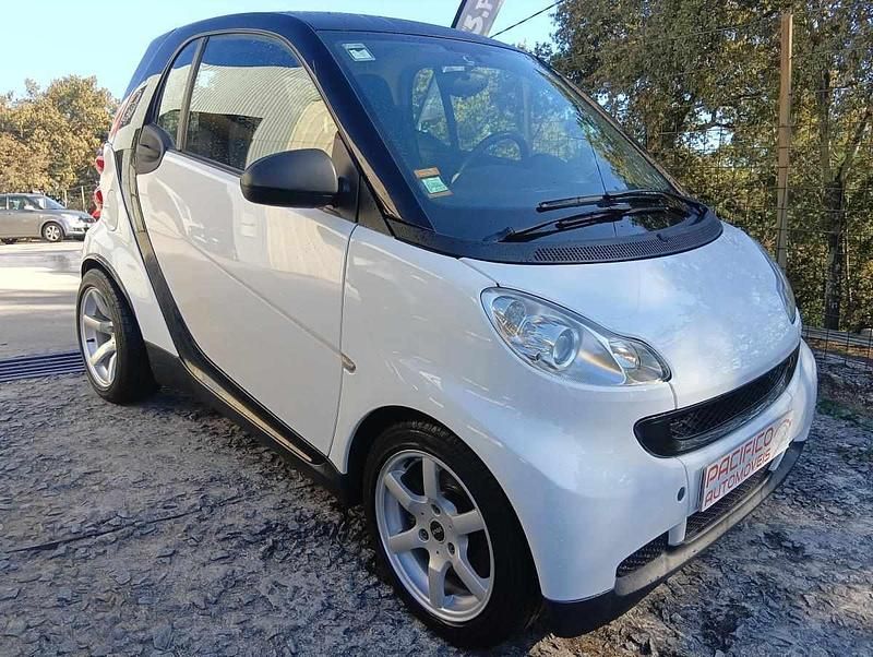 Branco Usado 2010 Smart ForTwo Coupé Coupé | € 6.900 (Preço justo) - Imagem 1/4