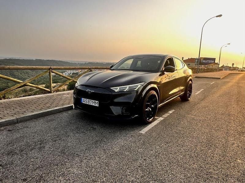 Usado 2021 Ford Mustang Mach-E GT SUV | € 48.200 - Imagem 1/4