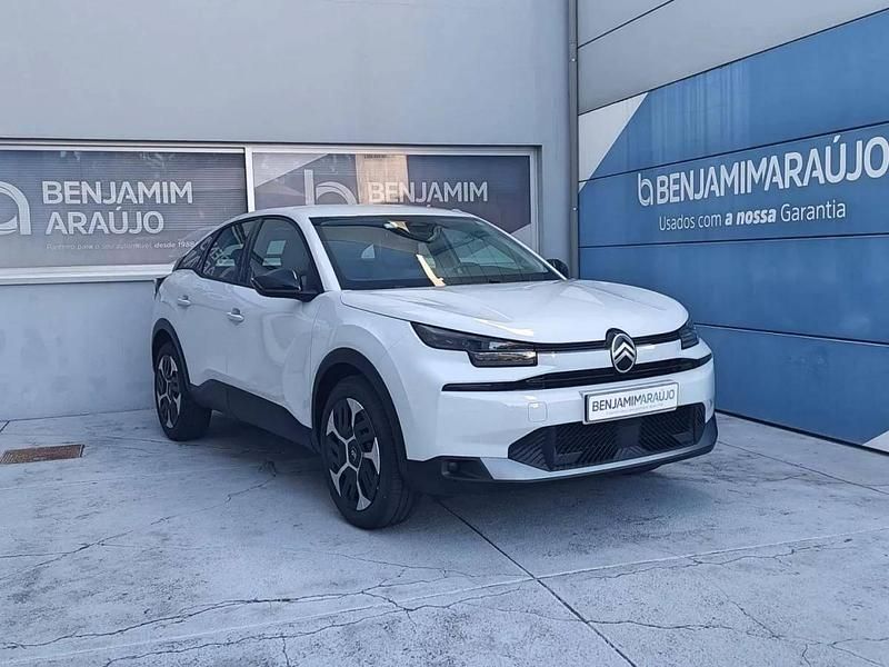 Branco Usado 2025 Citroën C4 Citadino | € 26.750 (Caro) - Imagem 1/4