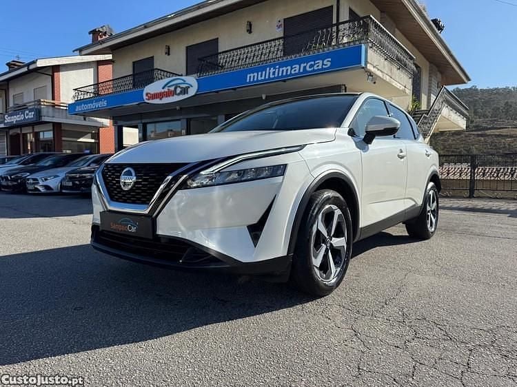 Branco Usado 2022 Nissan Qashqai N-Connecta SUV | € 23.990 (Preço justo) - Imagem 1/1
