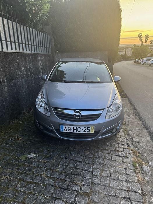 Usado 2008 Opel Corsa Sedan | € 3.250 (Preço justo) - Imagem 1/4