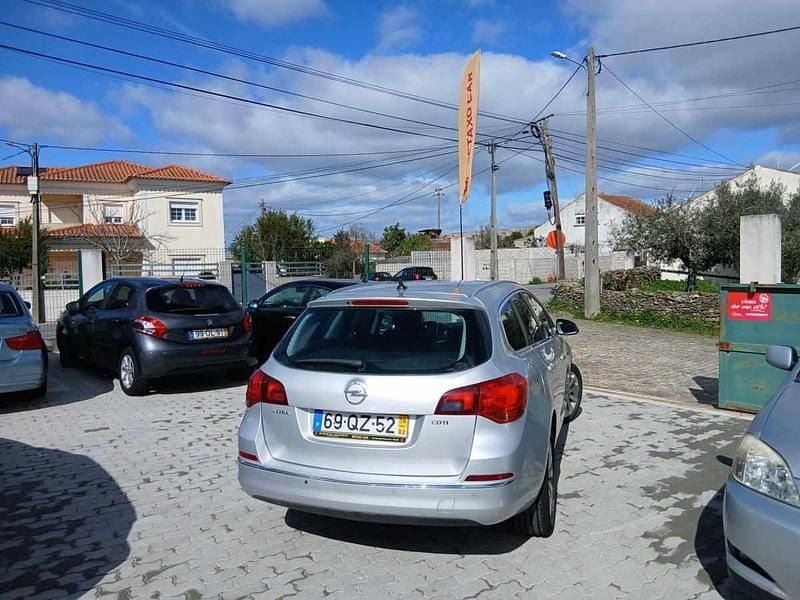 Usado Opel Astra 110 HP (80 kW) 2016 Cinzento Carrinha