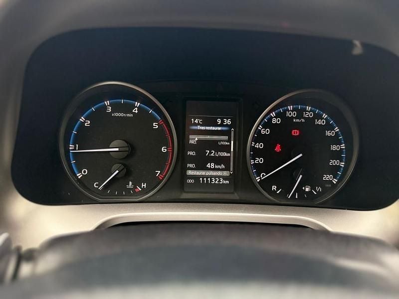 Usado Toyota RAV4 143 HP (105 kW) 2016 Branco SUV