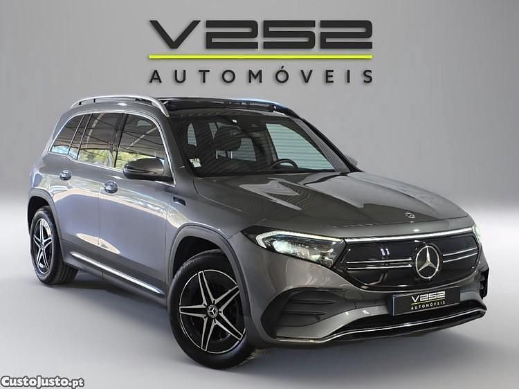 Cinza Usado 2021 Mercedes EQB350 AMG line SUV | € 39.950 - Imagem 1/1