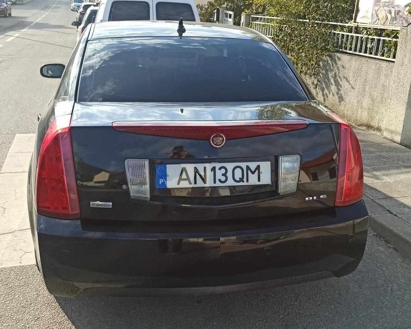 Preto Usado 2006 Cadillac BLS Sedan | € 13.500 - Imagem 1/2