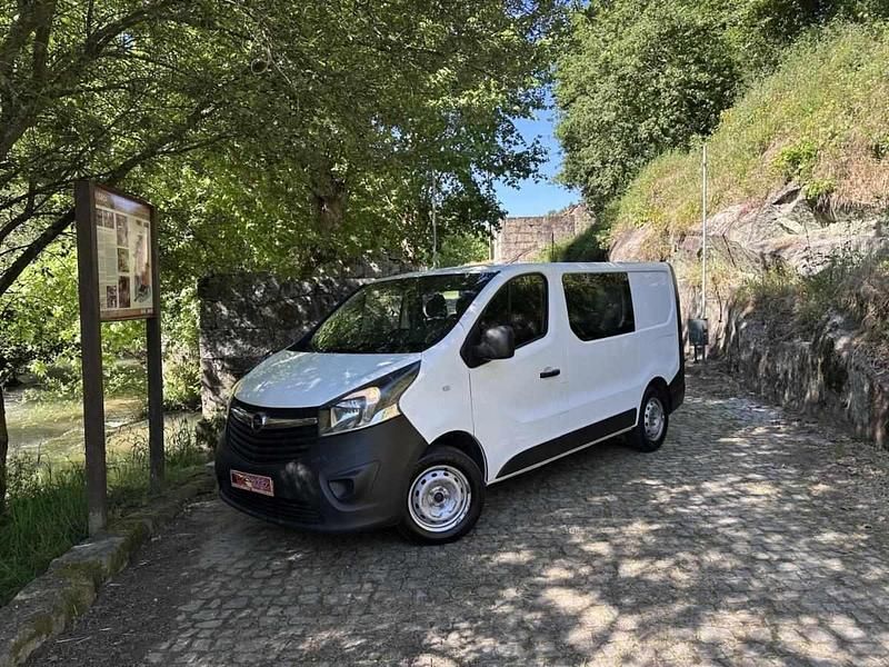 Branco Usado 2018 Opel Vivaro Van | € 14.990 (Preço justo) - Imagem 1/4