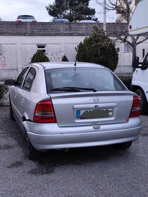 Cinzento Usado 2000 Opel Astra Carrinha | € 600 (Super Preço) - Imagem 1/2