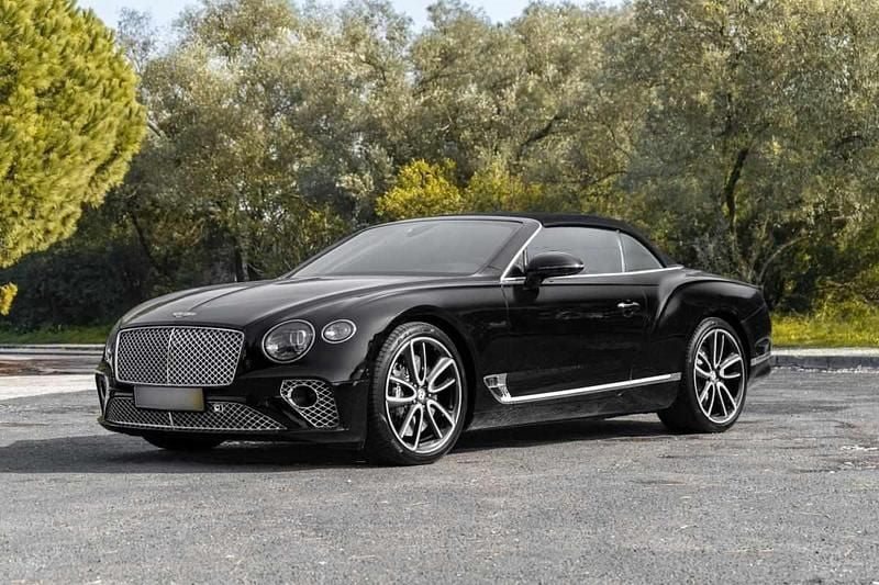 Usado Bentley Continental 635 HP (467 kW) 2019 Preto