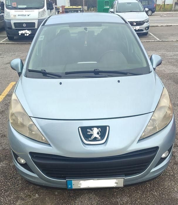 Usado 2009 Peugeot 207 Sedan | € 3.990 (Preço justo) - Imagem 1/4