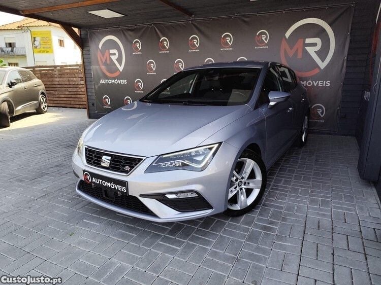 Cinza Usado 2019 Seat Leon FR Citadino | € 18.900 (Preço justo) - Imagem 1/1