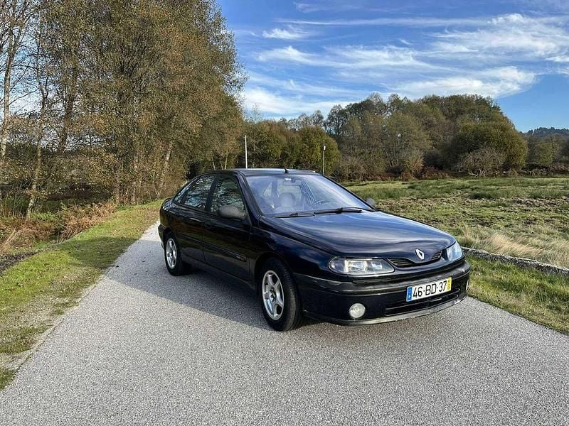 Usado Renault Laguna 98 HP (72 kW) 1998