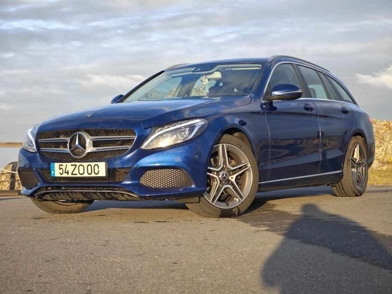 Azul Usado 2015 Mercedes C220 Carrinha | € 15.000 (Preço justo) - Imagem 1/4