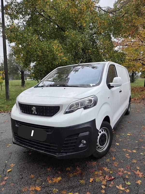 Branco Usado 2022 Peugeot Expert Premium Van | € 21.900 (Preço justo) - Imagem 1/4