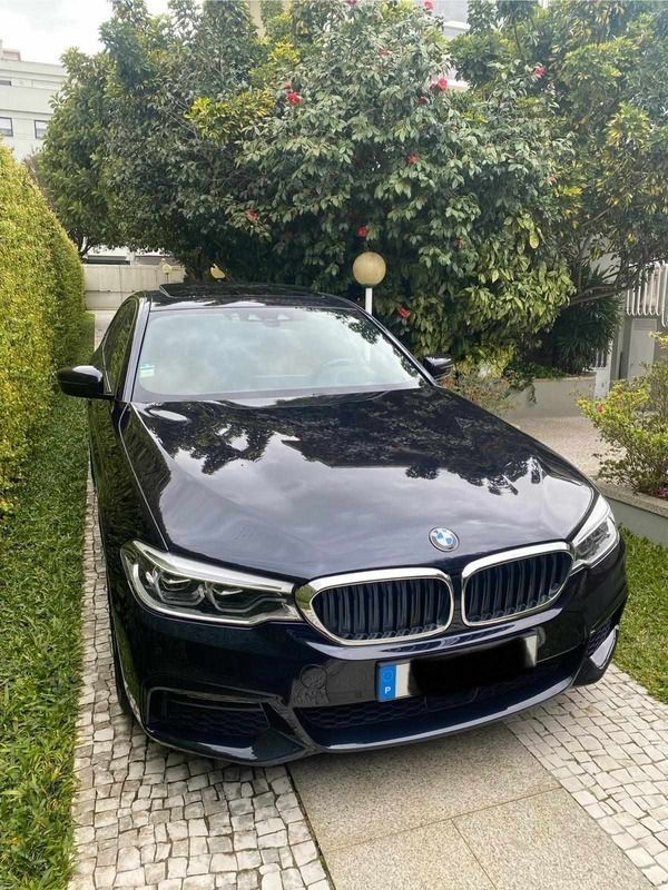 Azul Usado 2017 BMW 530 Sedan | € 30.500 (Preço justo) - Imagem 1/4
