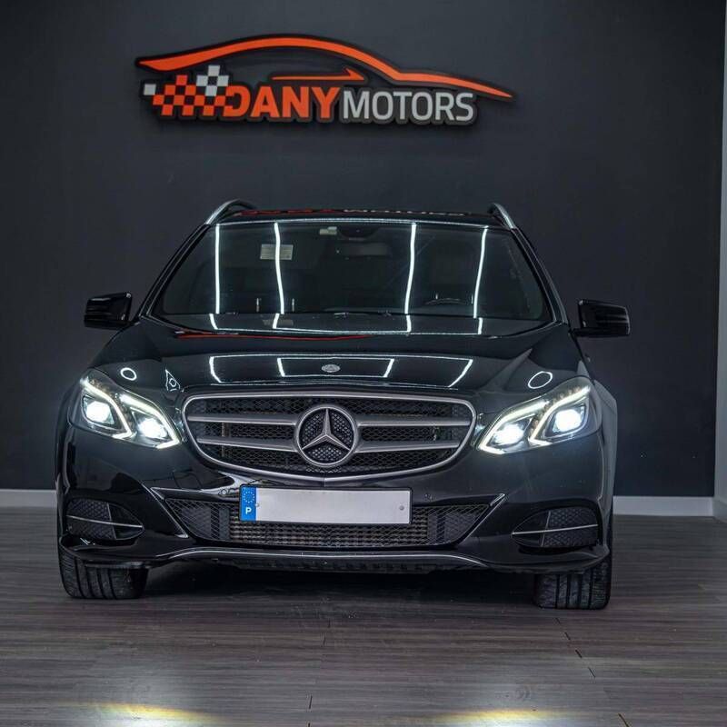 Preto Usado 2013 Mercedes E220 Avantgarde Carrinha | € 18.990 (Preço elevado) - Imagem 1/4