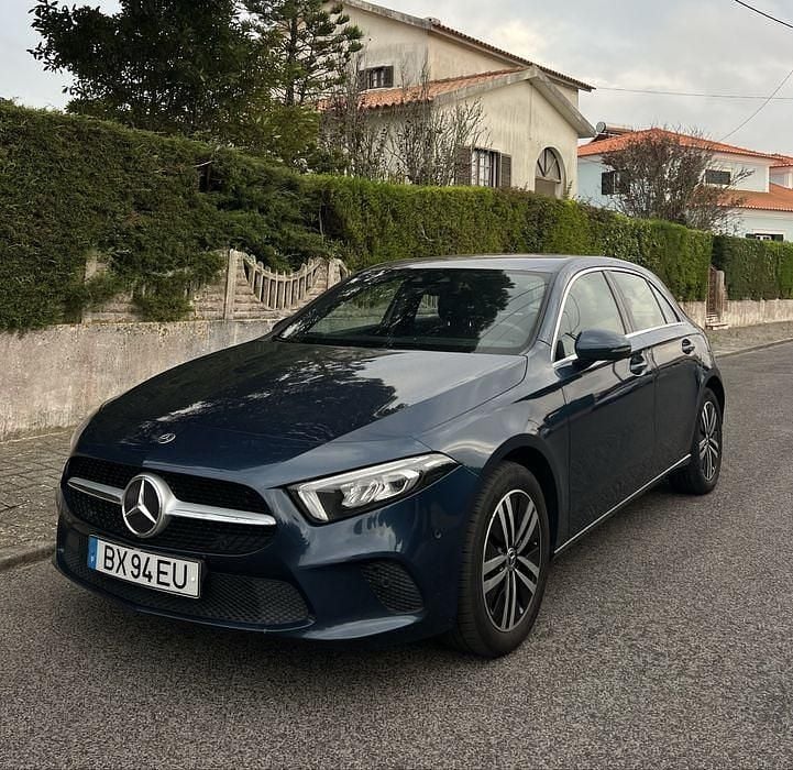 Usado 2021 Mercedes A250 Sedan | € 25.250 (Preço justo) - Imagem 1/4