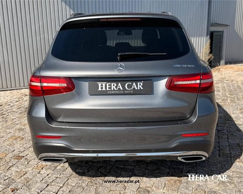 Usado Mercedes GLC250 204 HP (150 kW) 2018 Cinzento