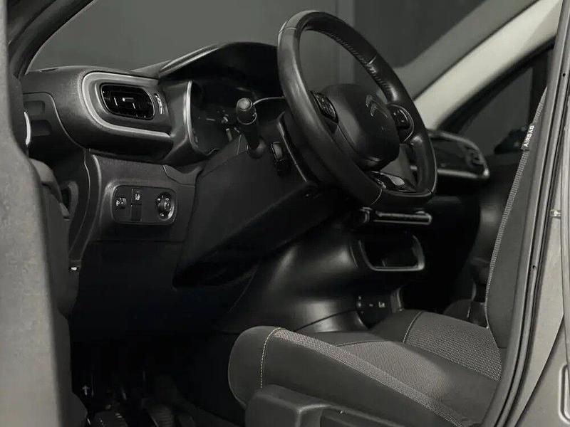 Usado Citroën C3 Feel 82 HP (60 kW) 2018 Cinza Citadino
