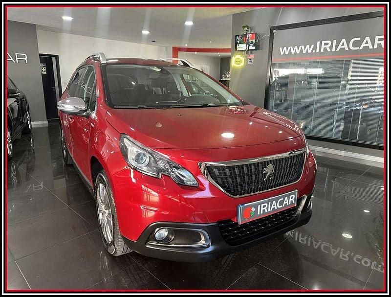 Vermelho Usado 2017 Peugeot 2008 Allure SUV | € 9.990 (Preço justo) - Imagem 1/4