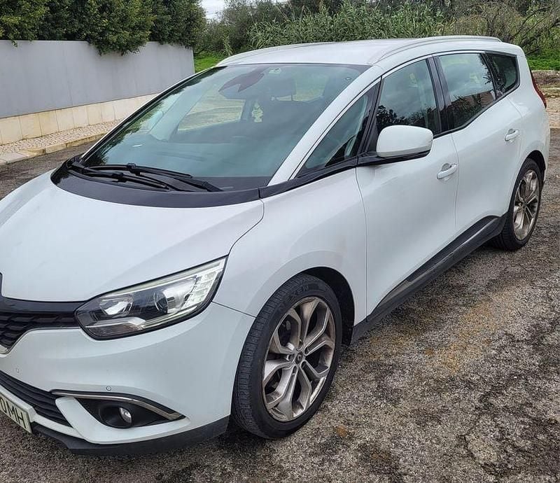 Usado 2018 Renault Grand Scénic IV Monovolume | € 7.900 (Preço justo) - Imagem 1/4