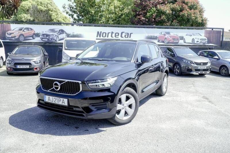 Preto Usado 2021 Volvo XC40 SUV | € 23.500 (Bom preço) - Imagem 1/4